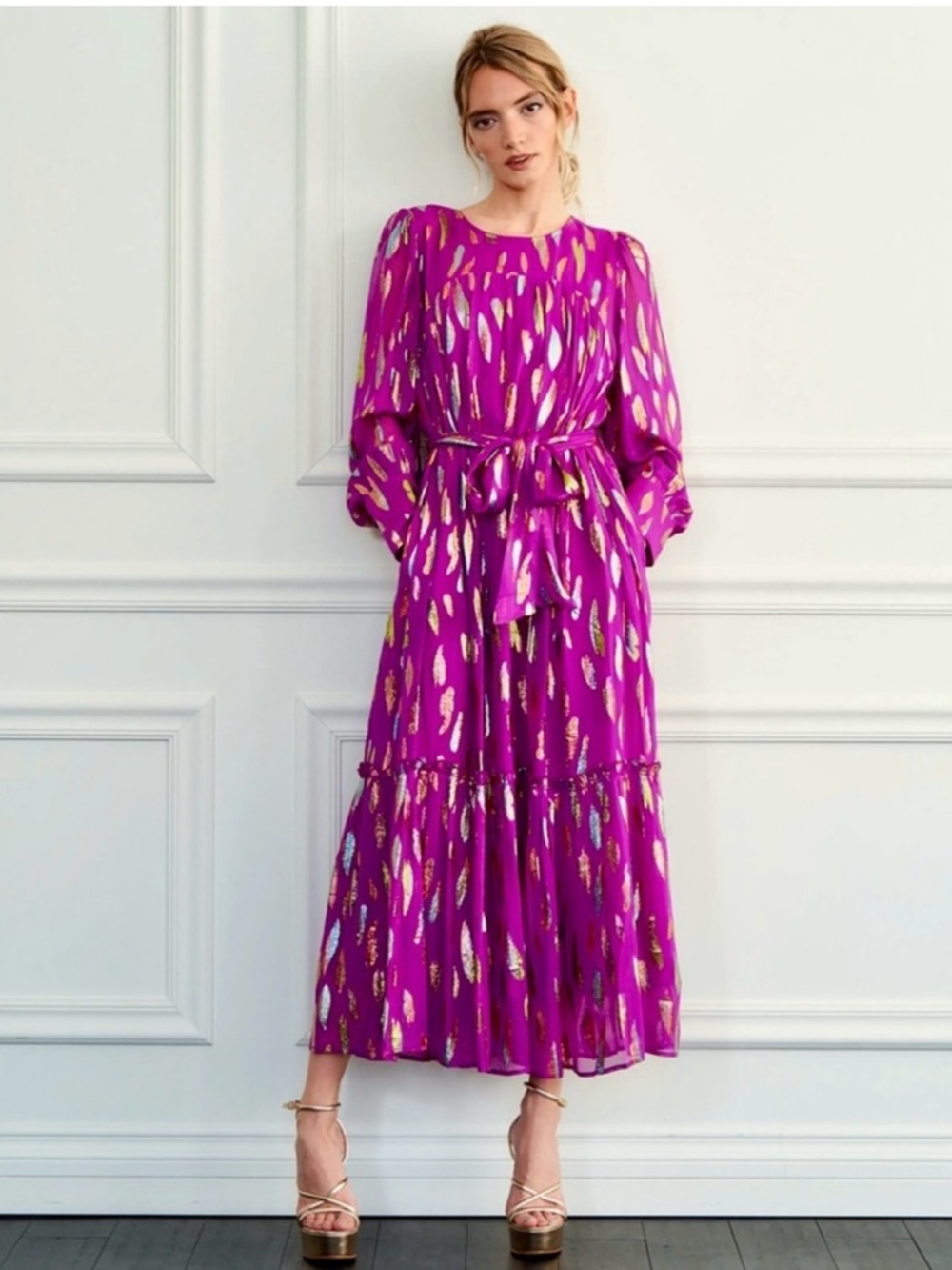 Ciebon Eryn Metallic Print Tie Waist Long Sleeve Maxi Dress XS Chiffon Magenta - Picture 2 of 15